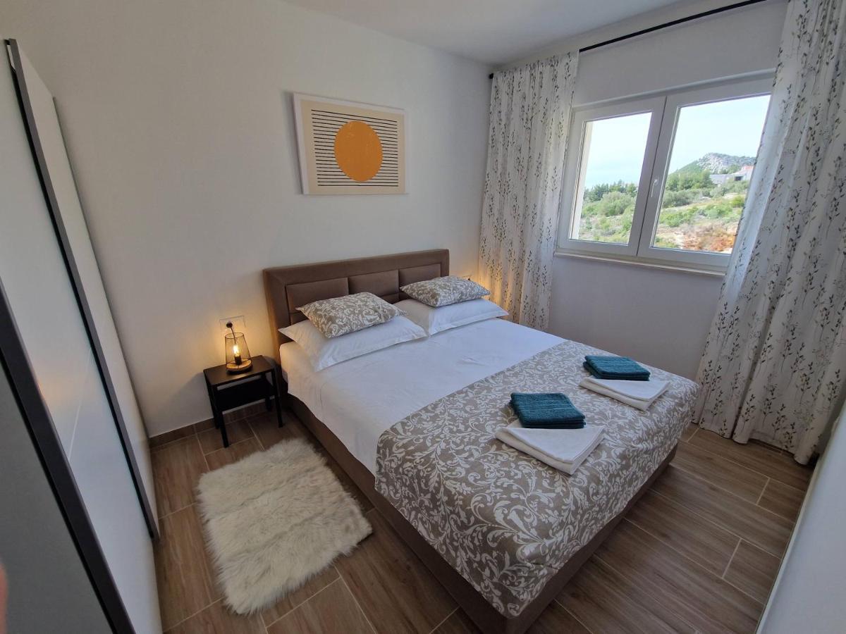 Apartment Duje Toni Makarska